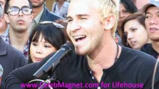 Lifehouse performs &quot;Falling In&quot;Live acoustic On Extra @ The Grove