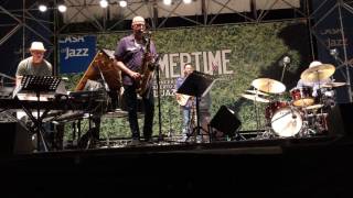 Peter Erskine quartet with Bob Sheppard on Tenor sax Benjamin Shepherd on bass..