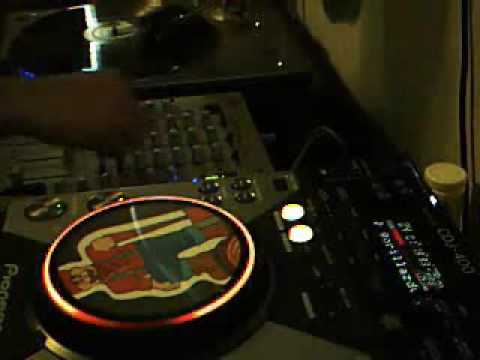 CROSSROADS RECORDS DUBSTEP MIX FROM FISH FINGER Part 3 of 4