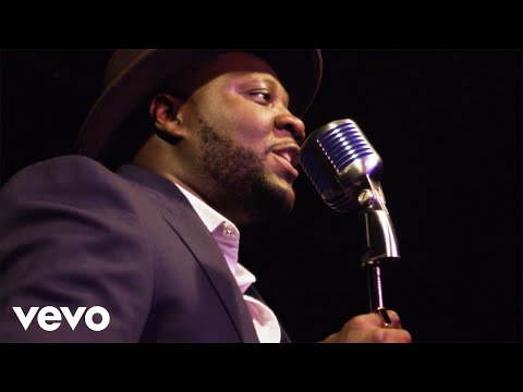 Akin Busari - Gentleman