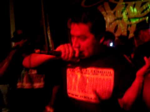 WARRIOR FT UMANO Y DJANGO - AVANSASTE MAL en  20 aquemarropa