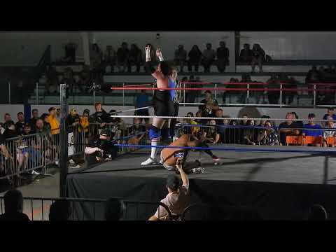 Jonathan Cross vs Lincoln Steen