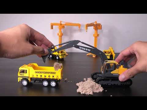 Unboxing and Playing with the Bburago Volvo Excavator | EC220E