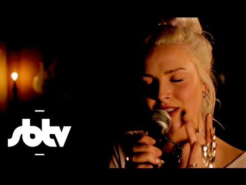 Shannon Saunders | "LO-FI" [Live Performance] - A64 [S9.EP40]: SBTV
