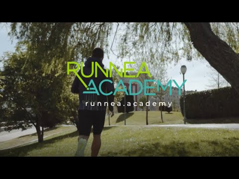 Runnea: running training Video