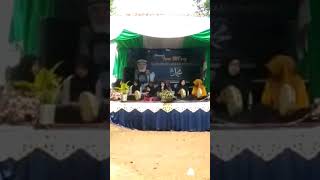 Download lagu merdu nya suara santriwati saat nyanyikan shalawat mubrom. #shalawatan #shorts #short #shortvideo mp3