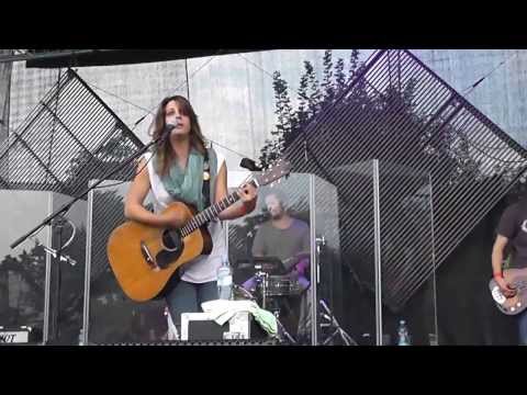 Bouzov - Aneta Langerová - Stačilo říct