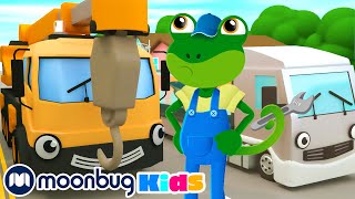 Lift It High In The Sky With Caroline The Crane! | Gecko&#39;s Garage Songs | Music Vehicles For Kids