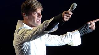Ricky Martin Y Todo Queda En Nada y Fuego De Noche En Salta 20/03/2016