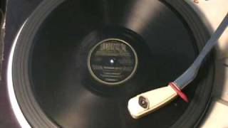 BOOGIE WOOGIE BLUE PLATE by Louis Jordan and his Tympany Five