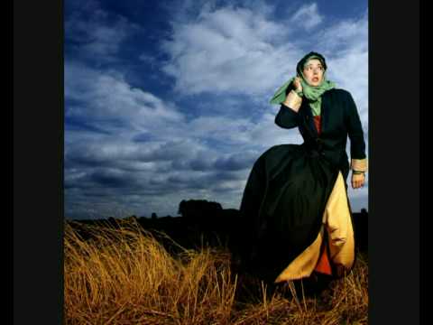 Kate Bush - And Dream Of Sheep