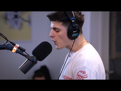 Unge Beirut - "Oni" (LIVE @ YLTV RADIO)