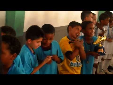 GR Juventus x Real Itaguaí - Recebendo a premiação