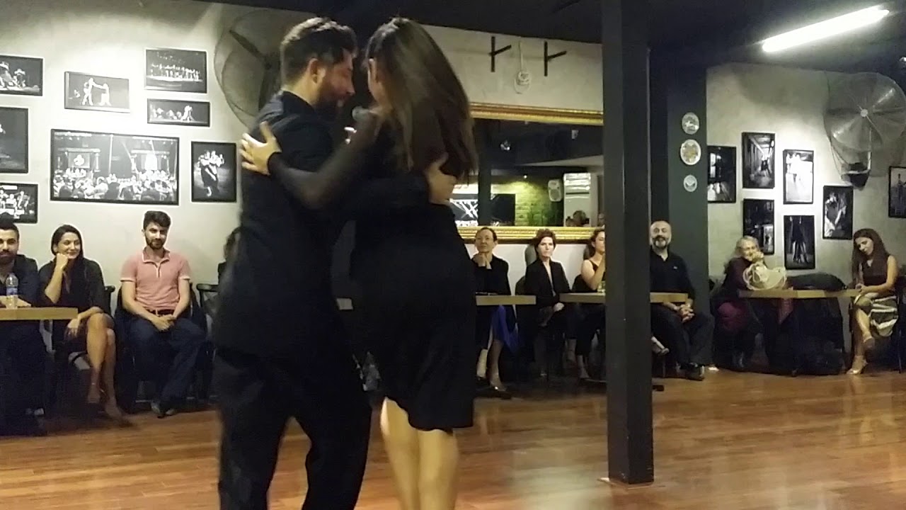 Eşref Tekinalp & Vanessa Gauch Arabacıoğlu - 3 - Esta