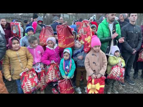 Bucuria nasterii Domnului adusa copiilor din Urechesti, jud. Bacau