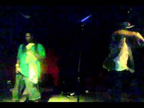 Rellwenz performing live @ TREMONT MUSIC HALL PART 2