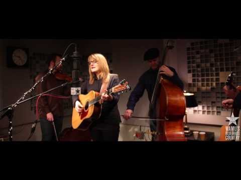 Claire Lynch - Dear Sister [Live at WAMU's Bluegrass Country]