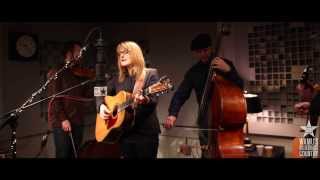 Claire Lynch - Dear Sister [Live at WAMU's Bluegrass Country]