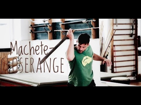 Combat Machete close range