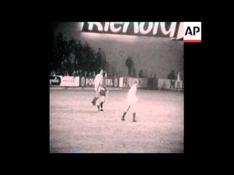 SYND 28/10/71 EUROPEAN FOOTBALL CHAMPIONSHIP QUALIFIER BETWEEN CZECHOSLOVAKIA AND WALES