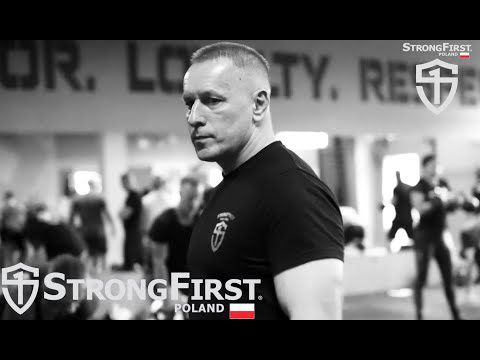 Kettlebell StrongFirst SFG1 - Poland 2020 | Dariusz Waluś