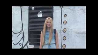 Mariia Sinenko, David Arthur Brown - Girl from Vladivoctok