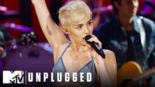 Download lagu Miley Cyrus Performs Why d You Only Call Me When Y... mp3