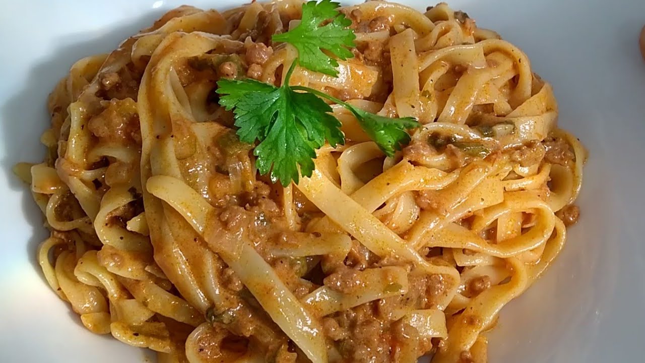 Macarronada de Carne Moída Simples Fácil e Deliciosa. Almoço pronto em 15 minutos.