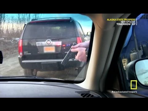 Alaska State Troopers Knife Fight | Season 4 Episode 2