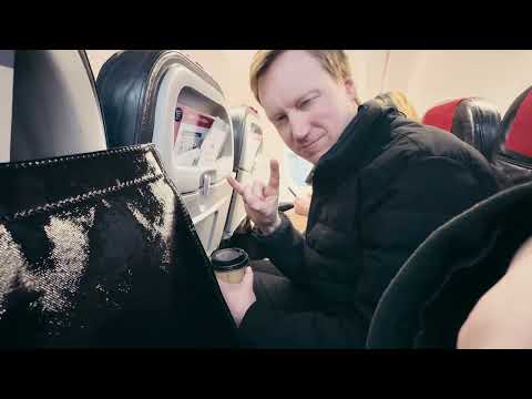 AVKRVST - THE MAKING OF 'WAVING AT THE SKY'