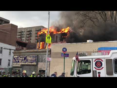 " Fire in The Bronx "  #FDNY  #ladder38 #nyc #engine72   Filmed by James Ayala