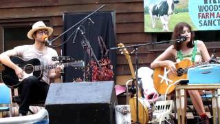 The GOASTT Rainbows in Gasoline Sean Lennon Charlotte Kemp Muhl Live