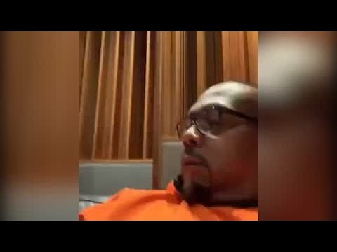 Producer, songwriter Timbaland chops it up with artist from Louisville