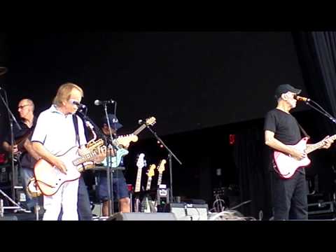 Let Him Run Wild Soundcheck Brian Wilson, Alan Jardine & David Marks