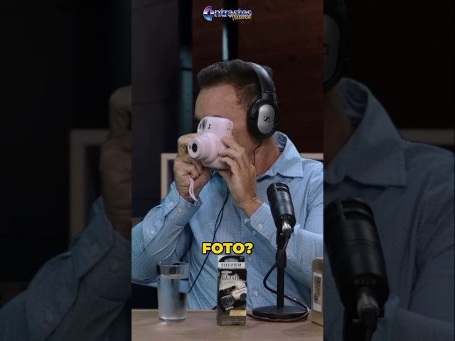 Vídeo relacionado con Tapa de lente AluFor Minium de ajuste seguro para Instax para Mini para EVO para una protección fiable durante viajes y fotografía al aire libre