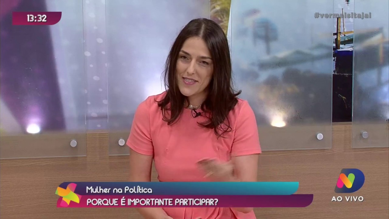 Entenda a importância da mulher na política