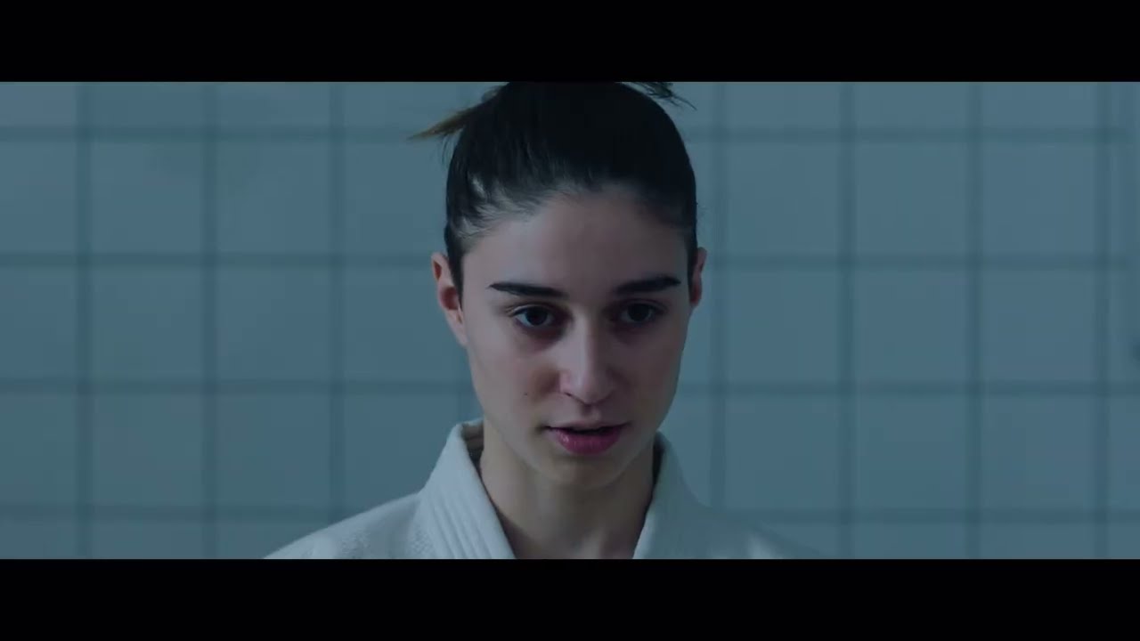 Trailer ΠΟΛΥ ΚΟΡΙΤΣΙΣΤΙΚΟ ΟΝΟΜΑ ΤΟ ΠΑΤΤΥ