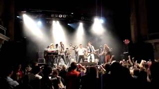 Girls On Trampolines-Ludo @ Troc