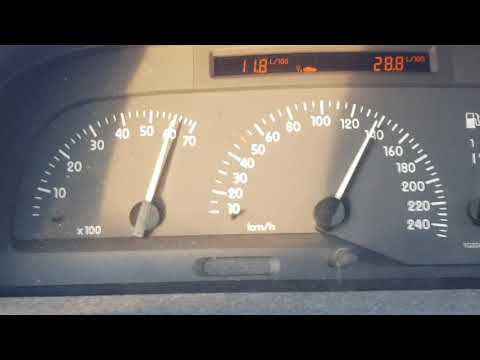 Renault Laguna 1 ph2 3.0 V6 Acceleration 50-200 km/h