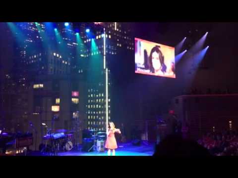 Christina Bianco sings at Woman's Day Red Dress Awards