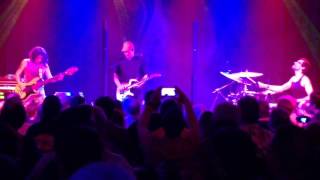 Adrian Belew Power Trio - Heartbeat (live at the Magic Bag, Ferndale, MI)