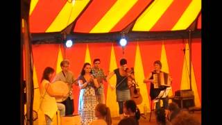 Quatr'Elles - False knight on the road