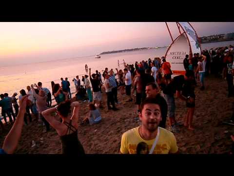 Tiesto @ Cacao Beach, Sunrise, Medina- You and I