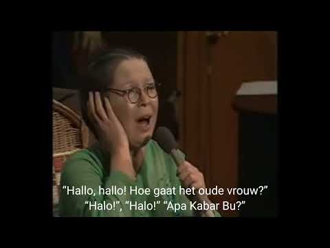 Hallo Bandoeng - Wieke Van Dort Lirik Belanda & Indonesia