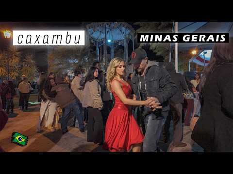 Caminando por Caxambu de Noche — Minas Gerais, Brasil 🇧🇷 2025 【 4K UHD 】