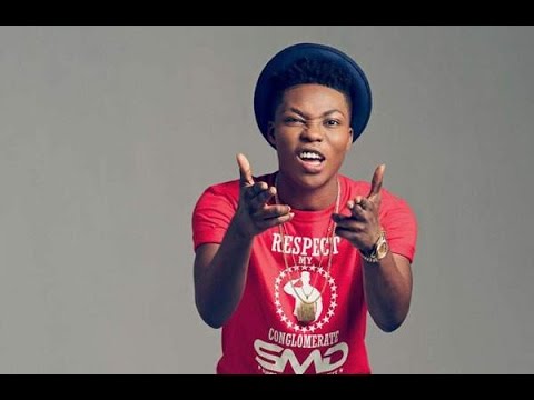 WATCH: @ReekadoBanks, @SympLySimi, @youngskales Thrill Fans At Gidi Fest 2017