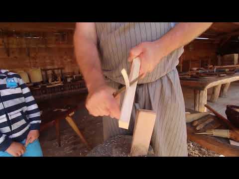 Pfahlbauten: Herstellung von Holznägeln (Sharing Heritage)