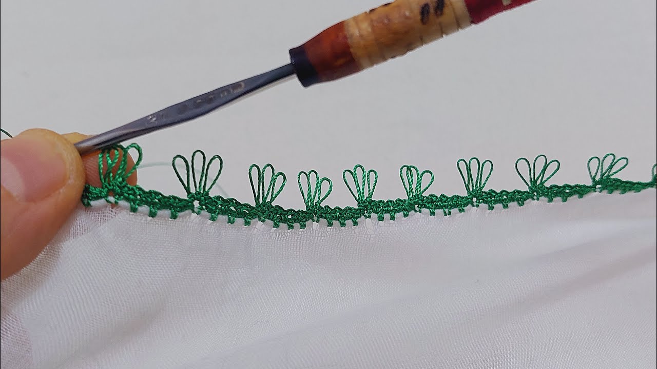 Yüz kişide görse bin kişide görse tığ oyası olduğunu kimse anlamaz iğneden tığa oya