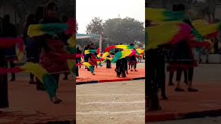 Download lagu Tari Kipas Tradisional Cina #fantasi #tradisional #cina #sekolah #tari #acara #anak-anak #celana pendek #pendek mp3