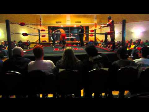 Sea Stars (Ashley Vox and Delmi Exo) Vs Anthony Greene and Gordon Flip (UFO)